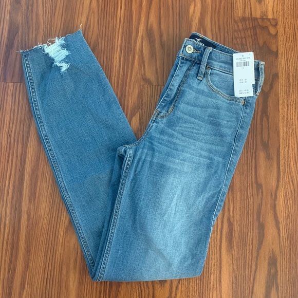 Hollister Denim - New high rise slim straight jeans